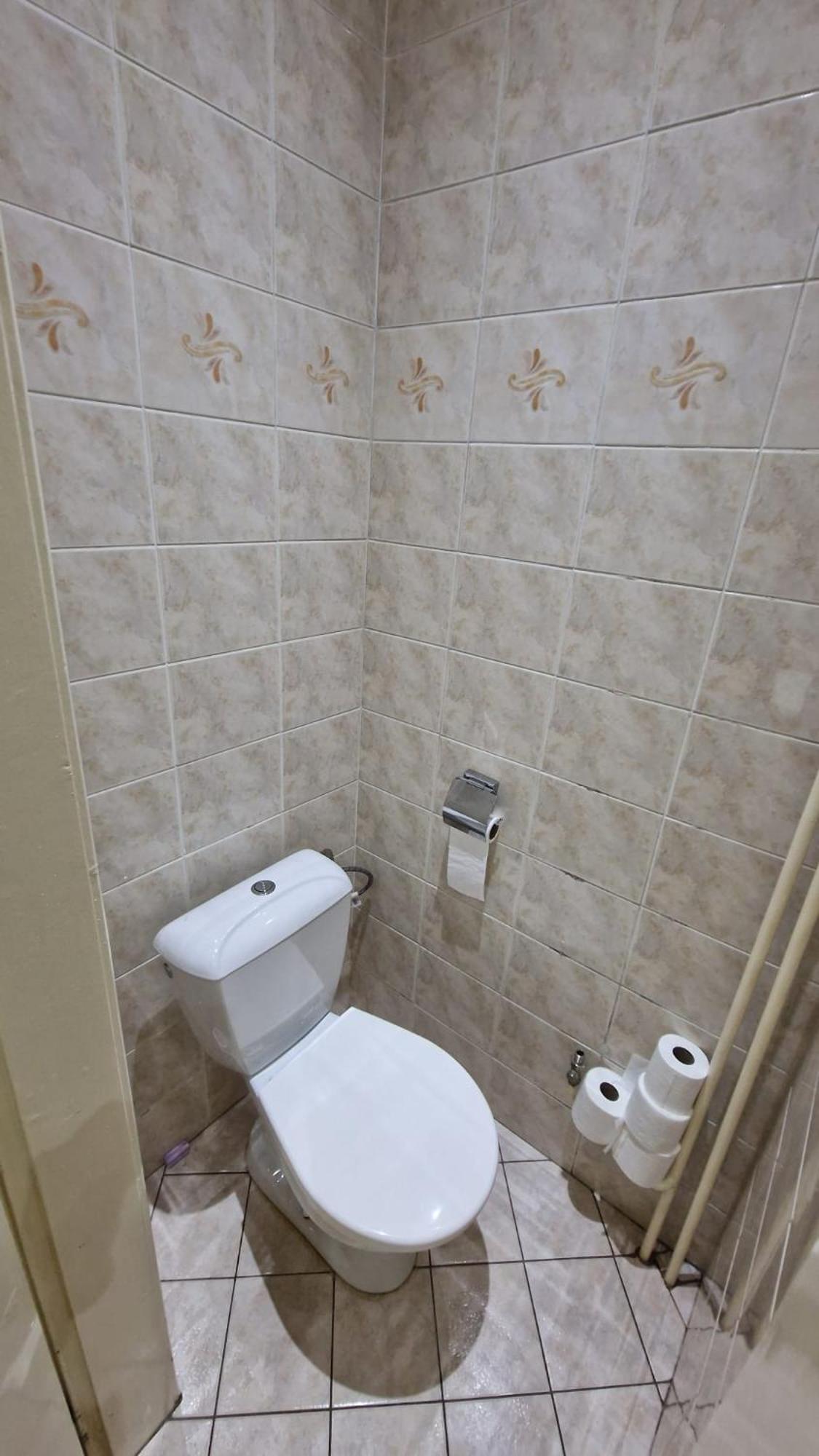 ברטיסלאבה Apartment Flora - Late Check-Out At Noon 12 O Clock For Free מראה חיצוני תמונה