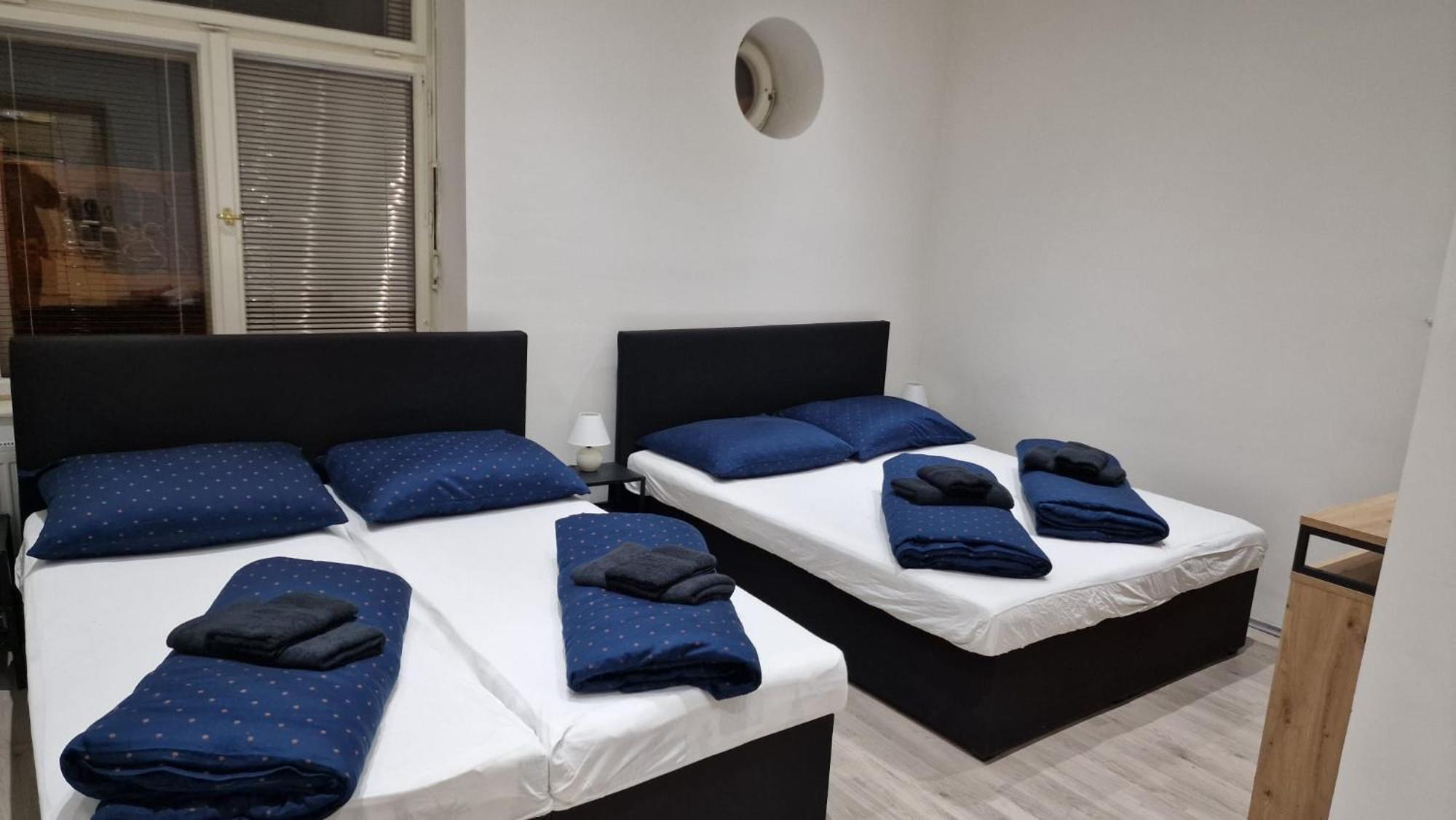 ברטיסלאבה Apartment Flora - Late Check-Out At Noon 12 O Clock For Free מראה חיצוני תמונה